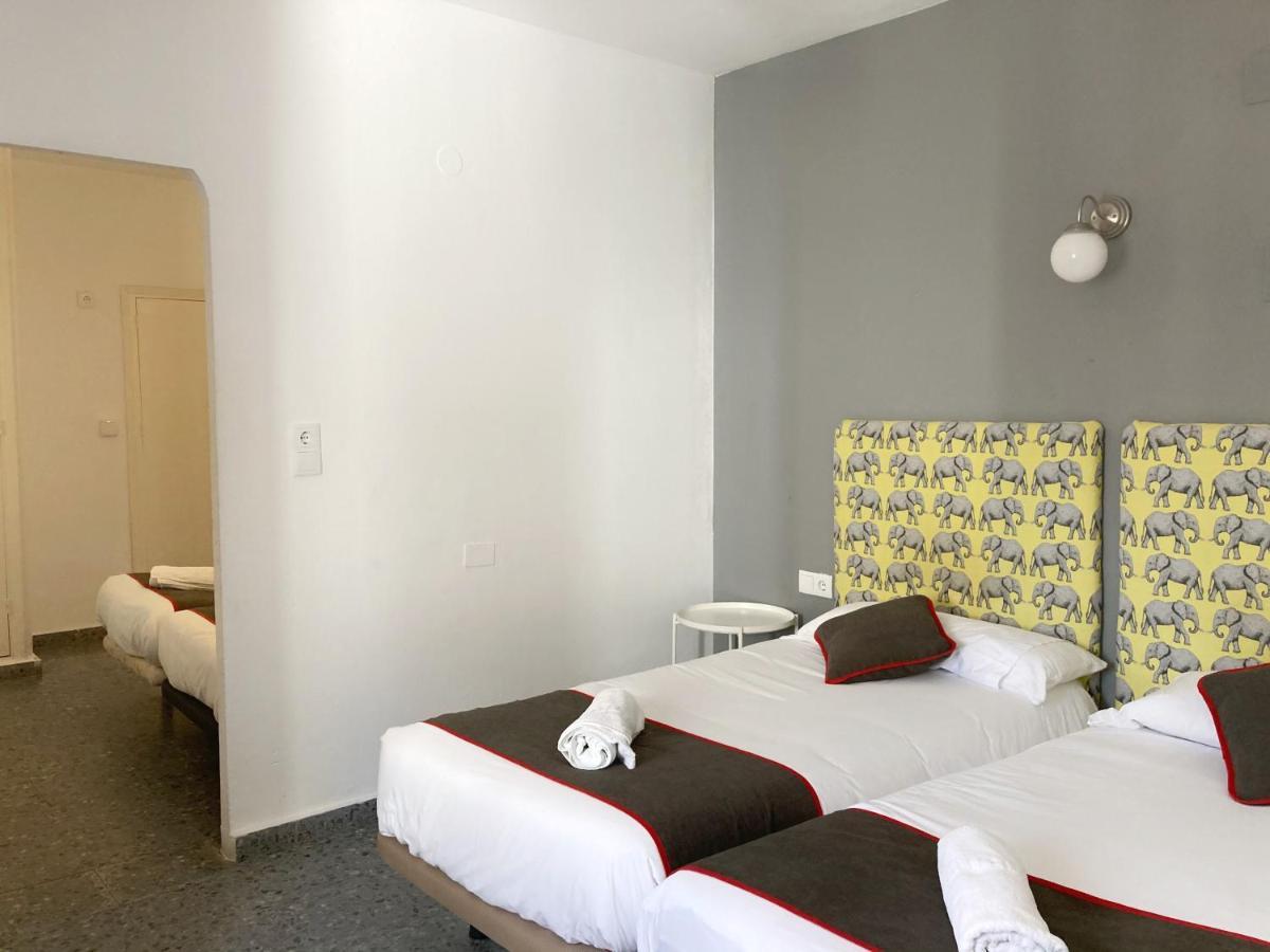 Hostal Paco 马尔韦利亚 外观 照片