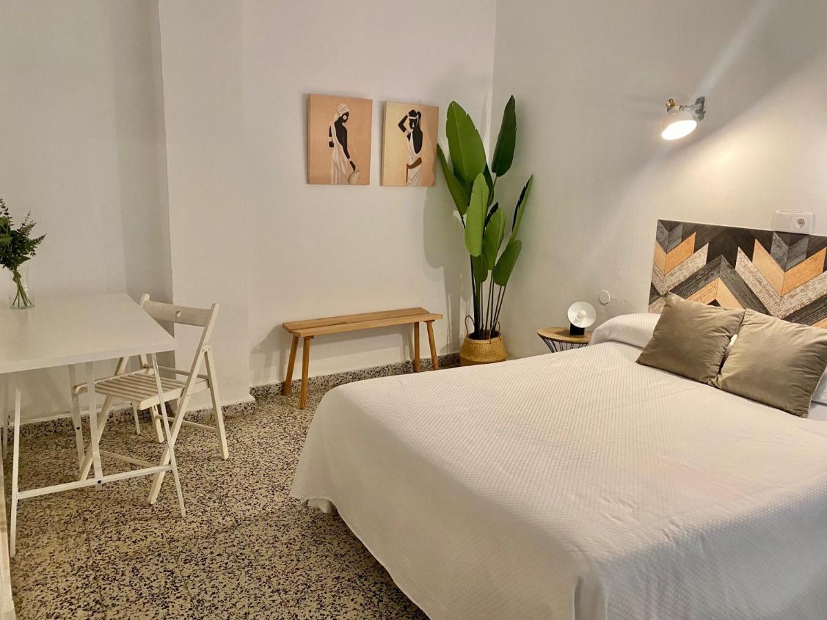 Hostal Paco 马尔韦利亚 外观 照片
