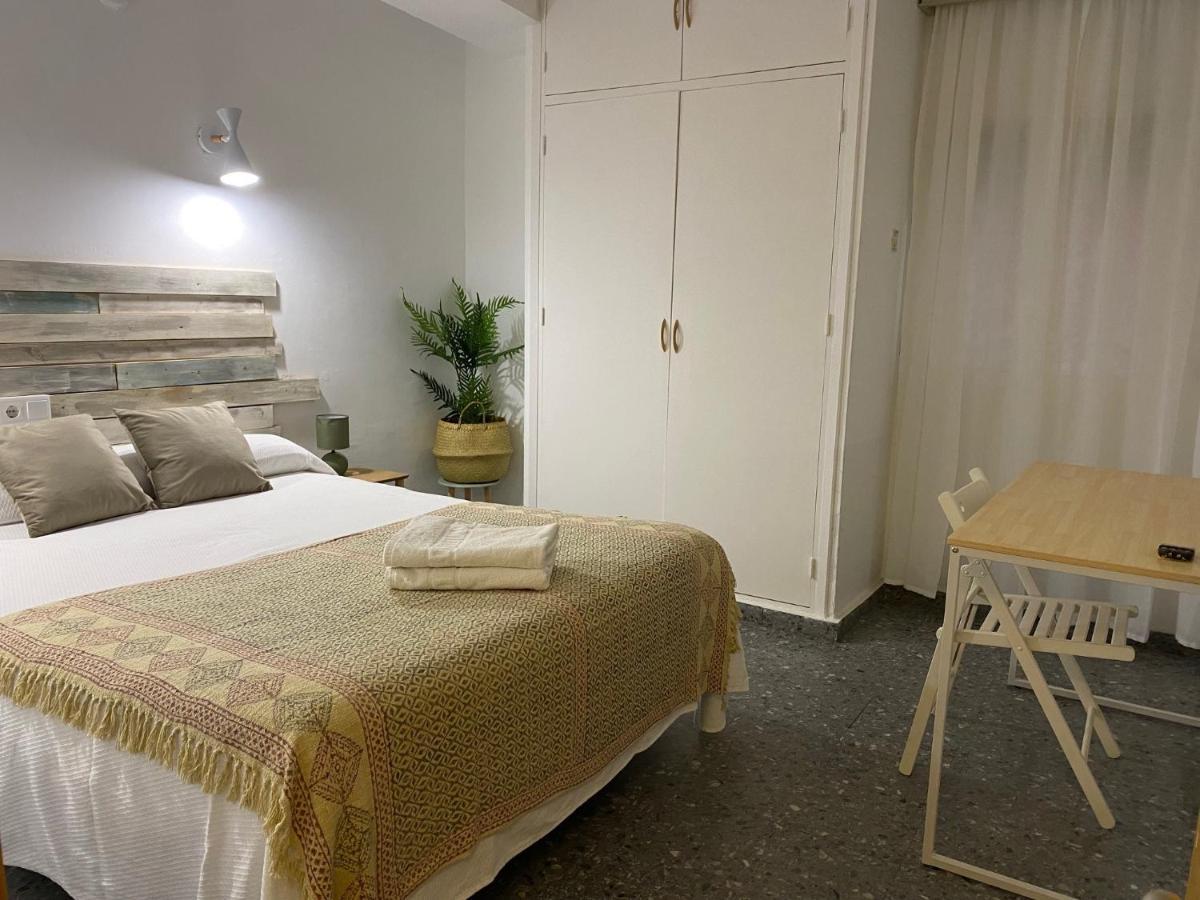 Hostal Paco 马尔韦利亚 外观 照片