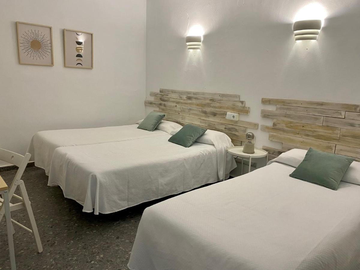 Hostal Paco 马尔韦利亚 外观 照片