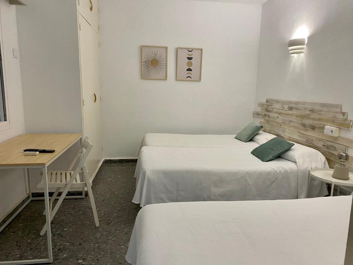 Hostal Paco 马尔韦利亚 外观 照片