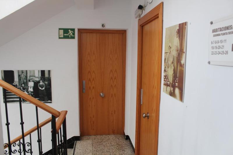 Hostal Paco 马尔韦利亚 外观 照片
